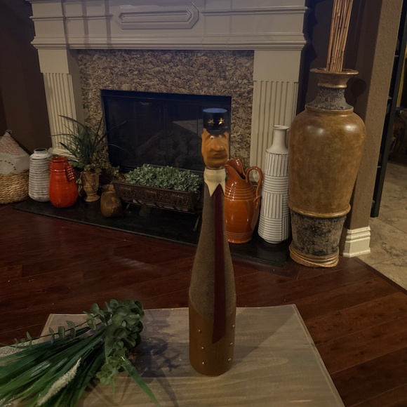 Vintage bottle & Stopper representing General De Gaulle
